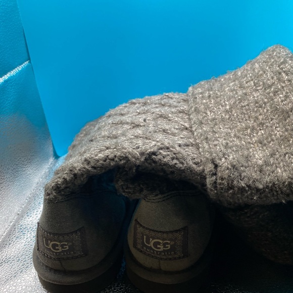 UGG Australian lattice sweater, Cardi boots - Picture 8 of 13